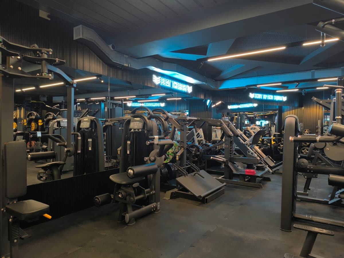 Inside Birzebbuga Fitness