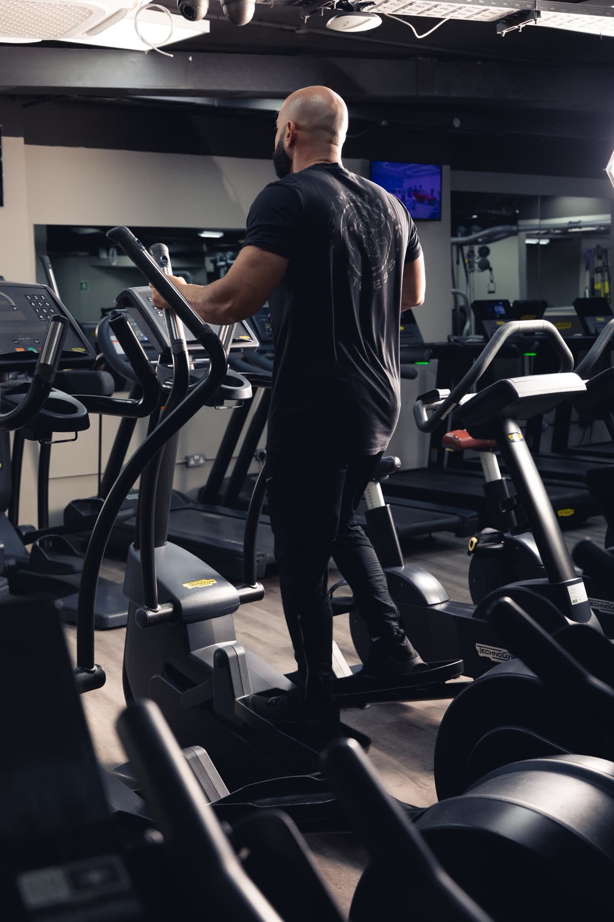 Inside Newform Fitness Club